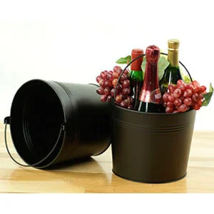 8 1/2 inch Black Painted Handle Pail